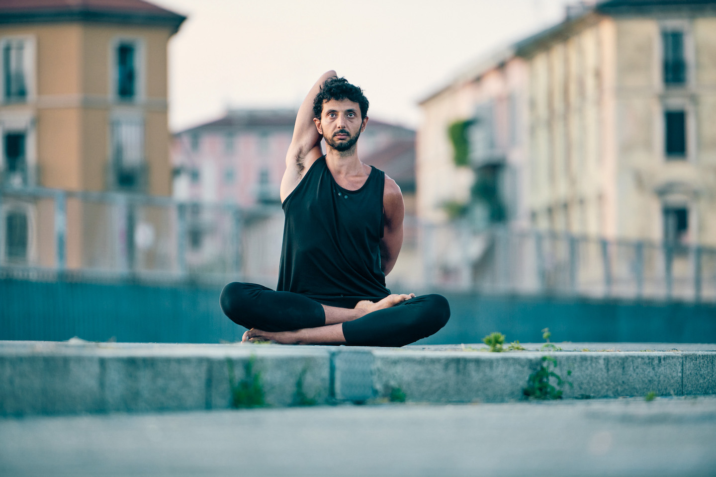 Marco Smiroldo - yoga isola milano