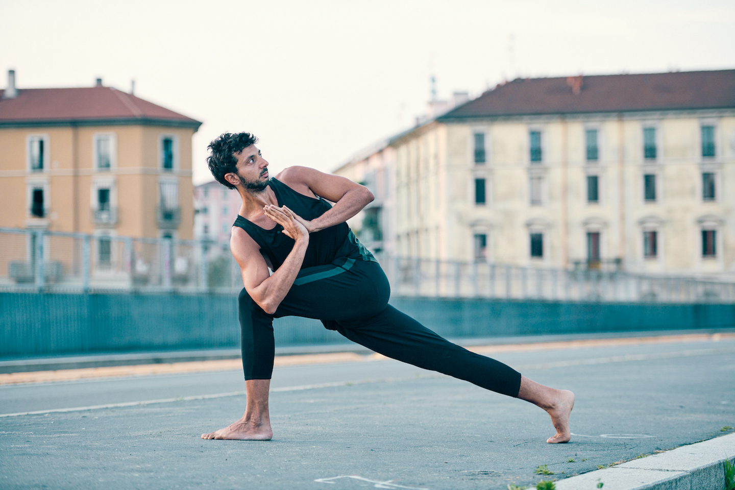 Yoga Flow e Flow to Yin con Marco Smiroldo