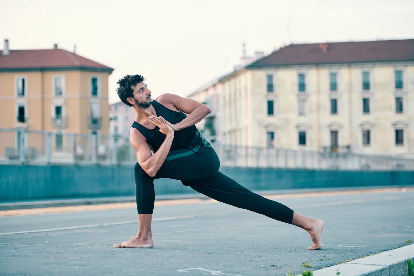 Yoga Flow e Flow to Yin con Marco Smiroldo