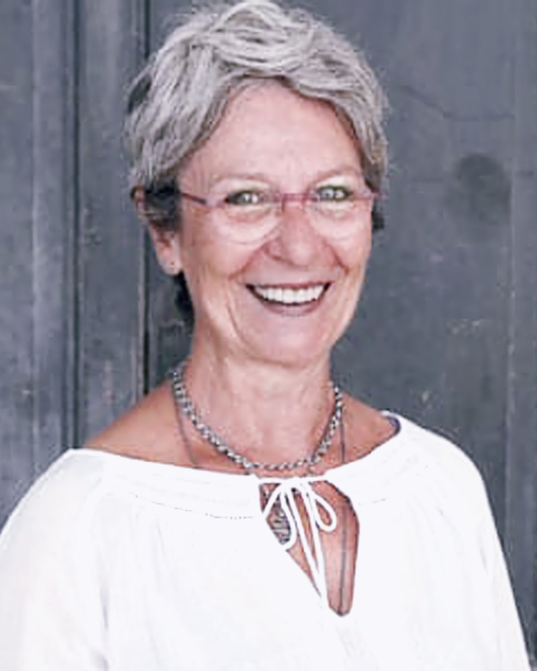 jolanda maggiora milano yoga space L'insegnante di Filosofia e Storia dello Yoga jolanda maggiora a Milano Yoga Space