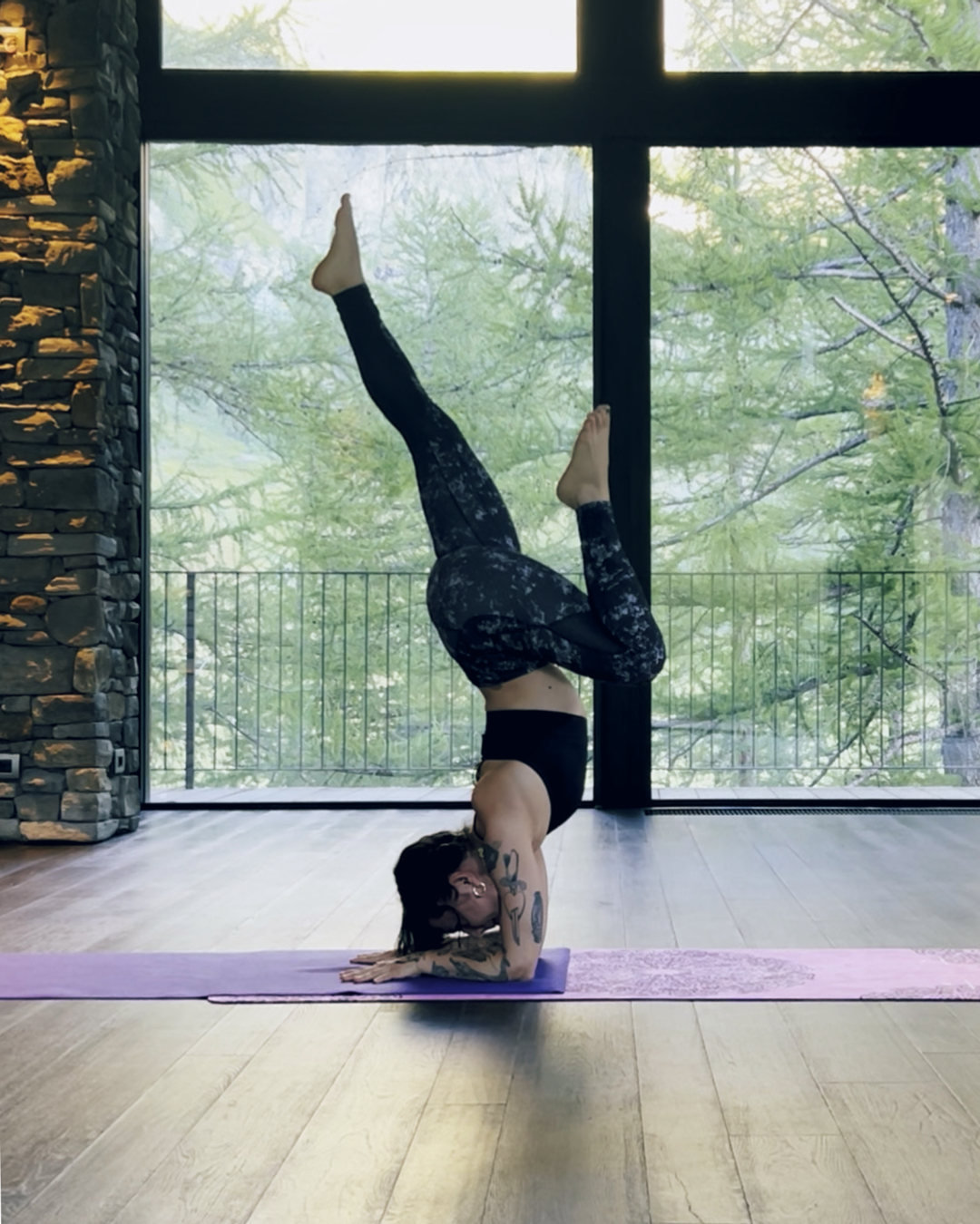 Giulia Dellea Pincha Mayurasana _portrait